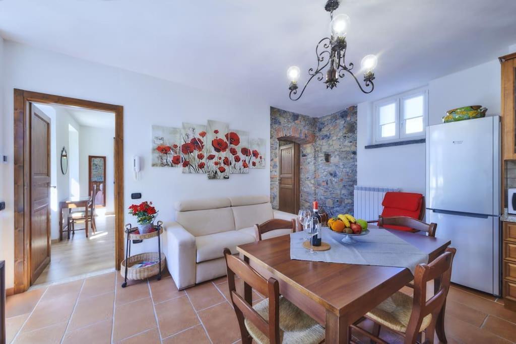 Casa Ducale Como Lake View Mandello del Lario Exterior photo