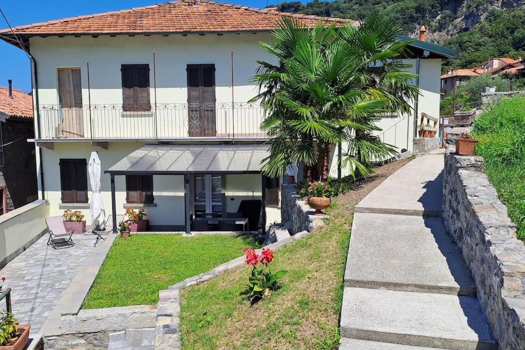 Casa Ducale Como Lake View Mandello del Lario Exterior photo
