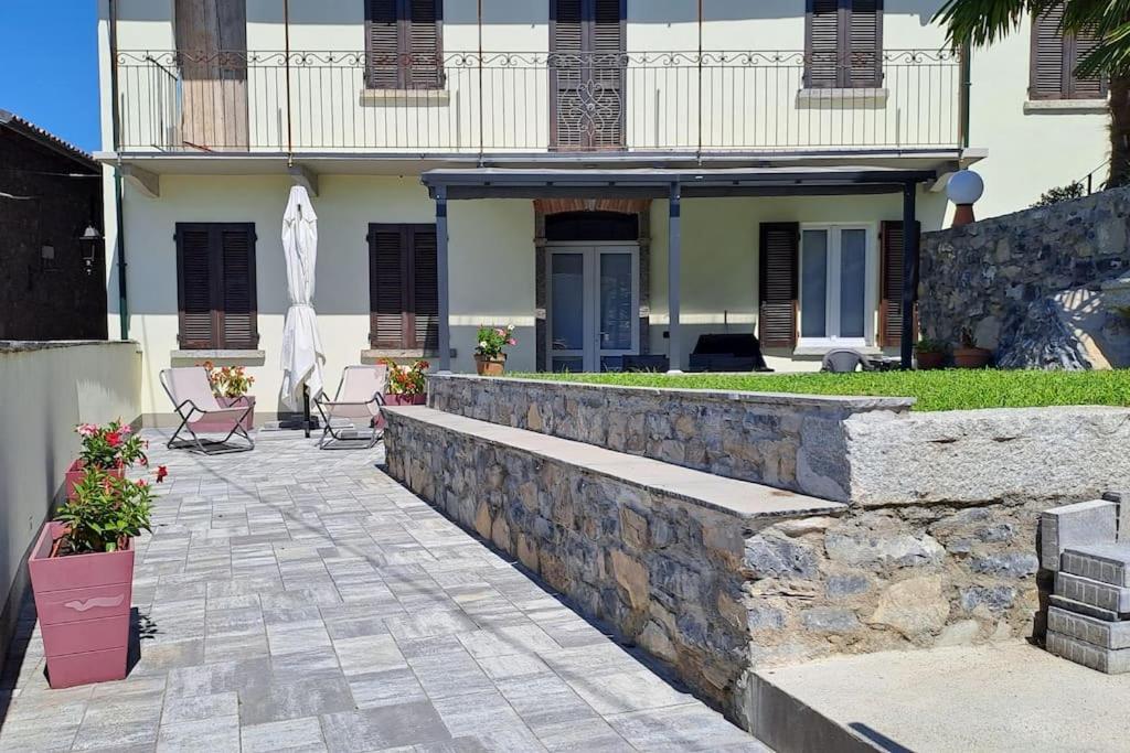 Casa Ducale Como Lake View Mandello del Lario Exterior photo