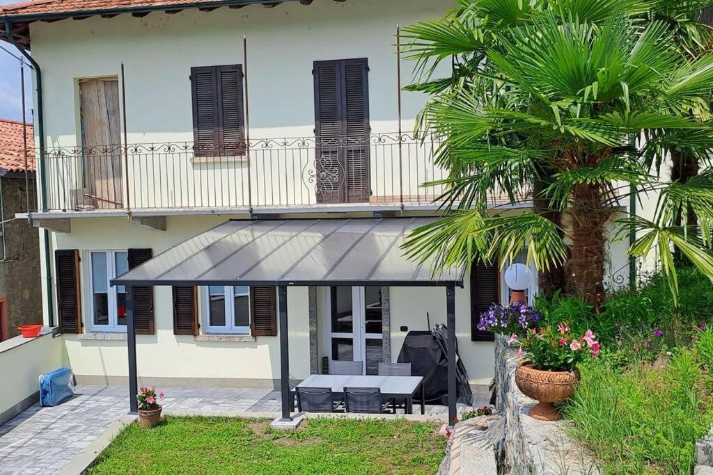 Casa Ducale Como Lake View Mandello del Lario Exterior photo